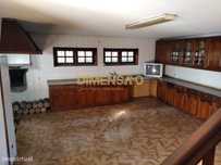 Moradia inserida em Quinta c/ 3060m2 p/ venda em Roriz DCI086