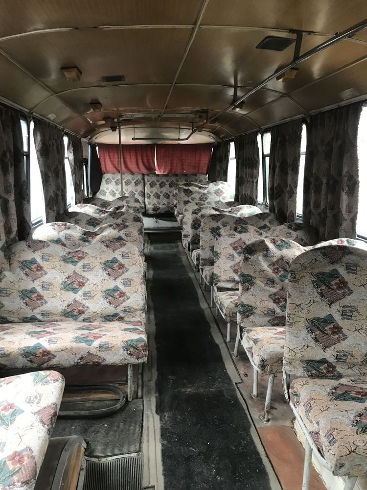 Автобус лаз