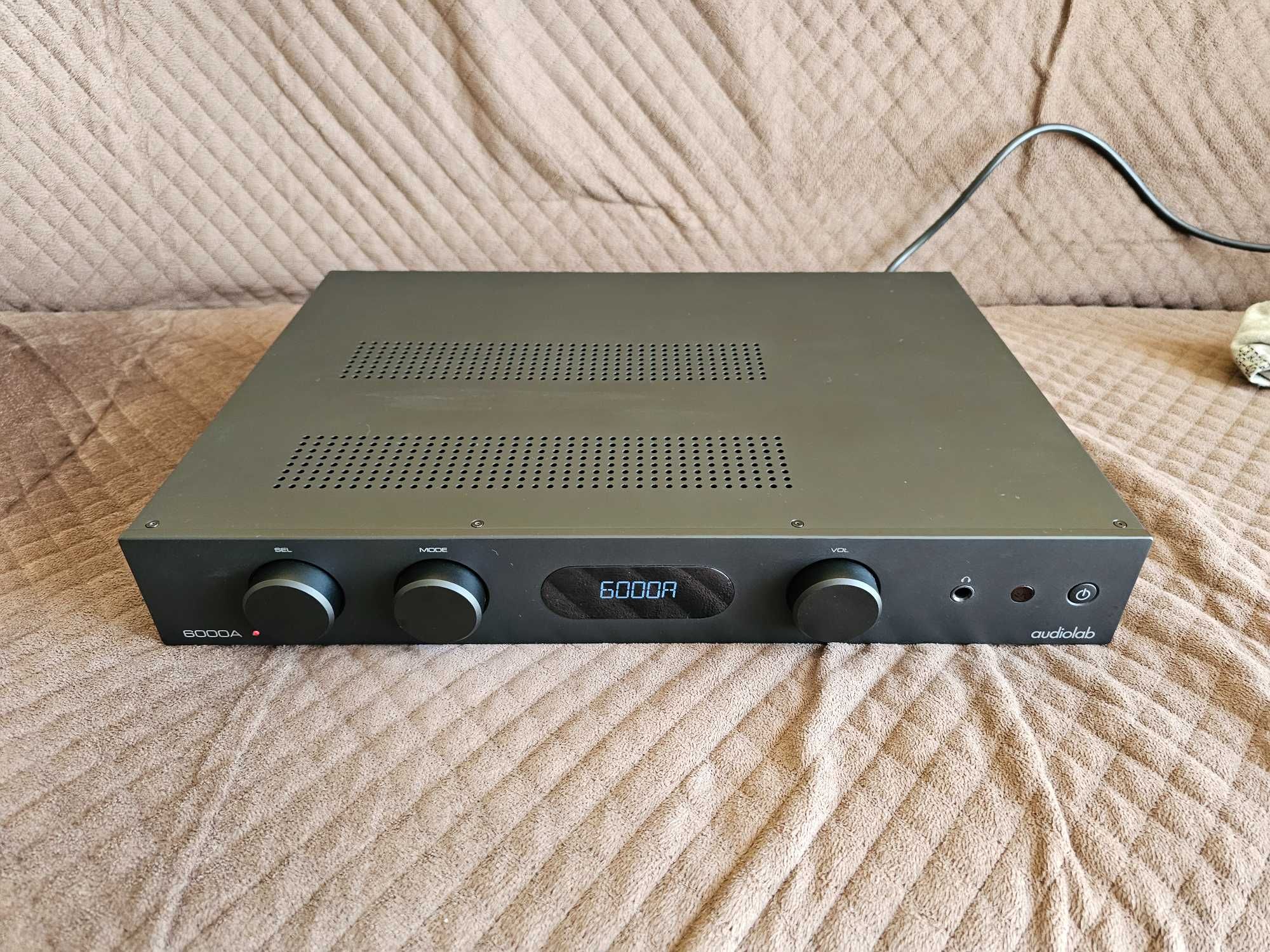 Audiolab 6000A w dobrym stanie.