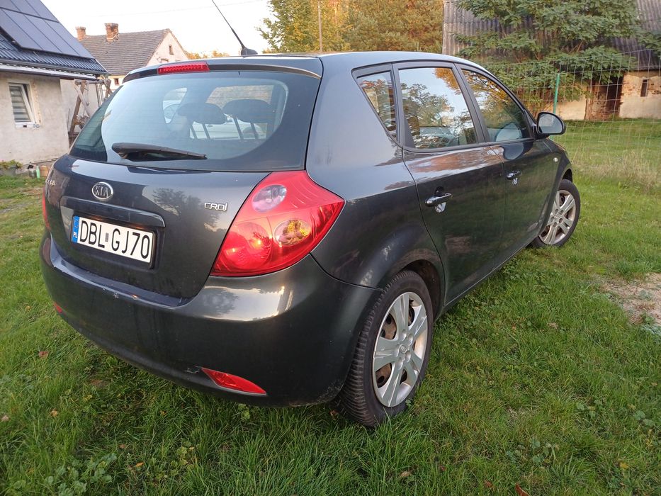 Kia ceed 1.6 diesel KLIMA MP3 Super stan