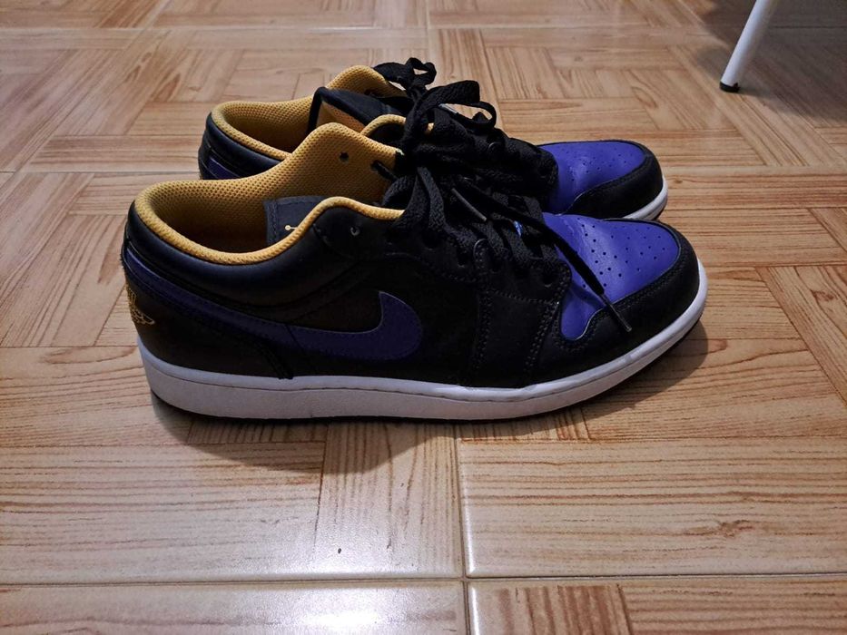 Air Jordan 1 Low Dark Concord