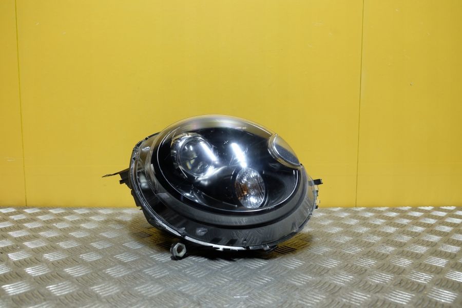 MINI HATCH R56 COOPER S 2006 2007- REFLEKTOR LAMPA BI-XENON CZARNA R USA