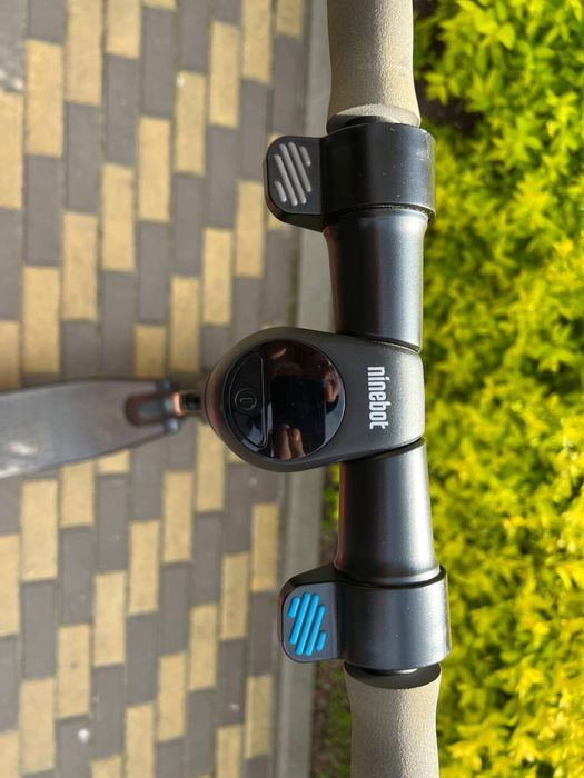 Електросамокат Ninebot es1