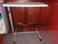 Mesa de leito/cama/sofá