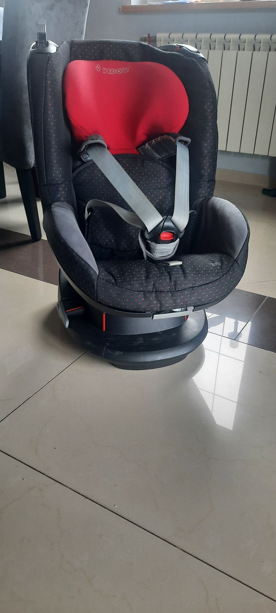 Fotelik samochodowy Maxi Cosi Tobi 9-18 kg