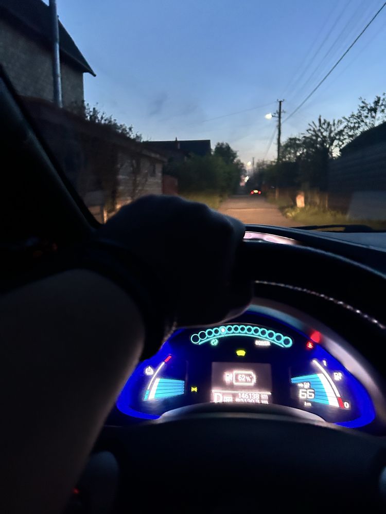 Nissan Leaf 2013
