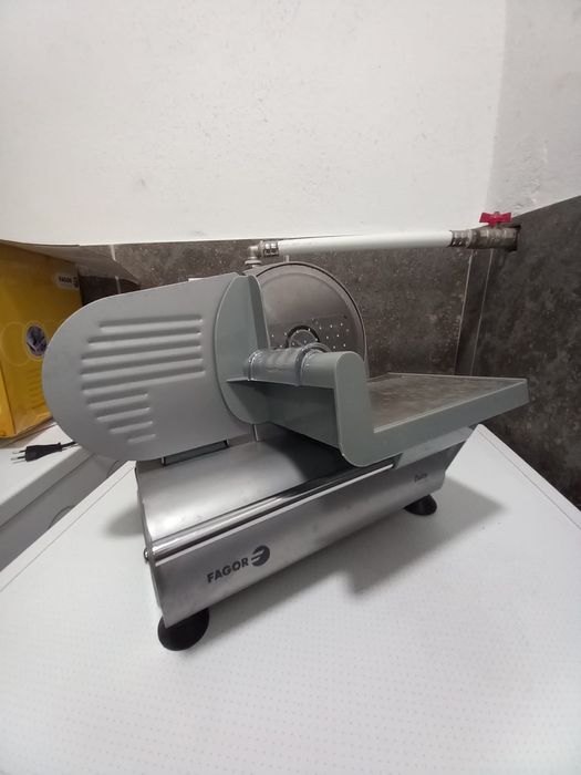 Máquina de Cortar Fiambre