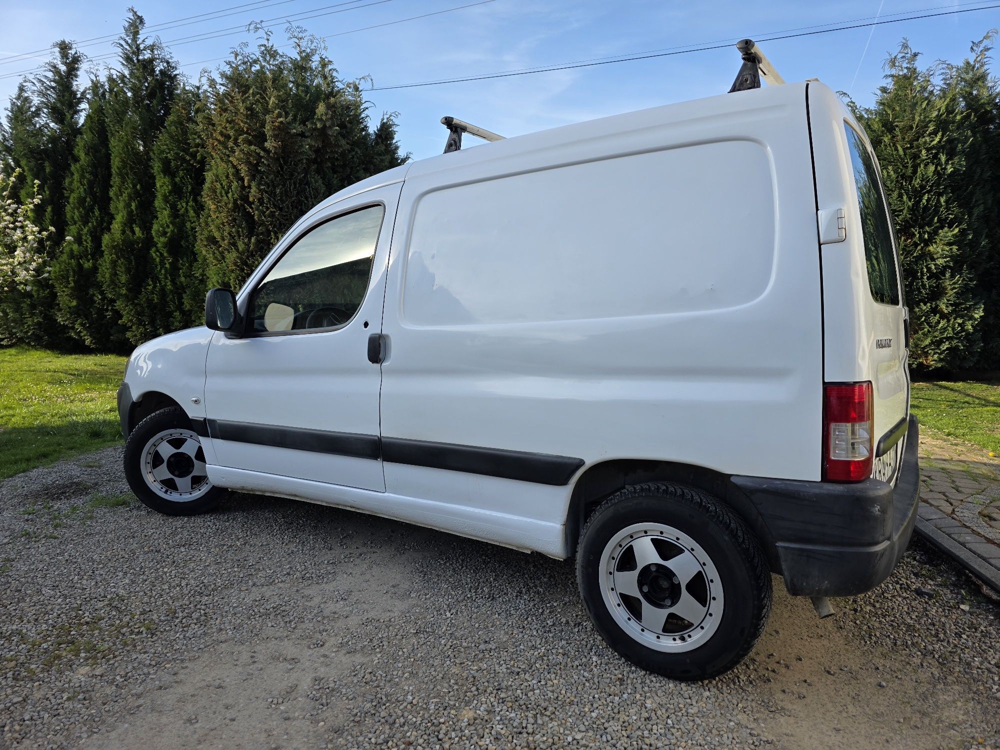 Peugeot Partner 2008r 1.4 LPG religii  DOBLO KANGOO NEMO COMBO CONNECT
