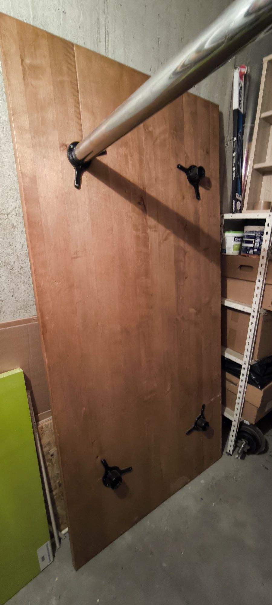 Blat, stół z litego drewna jesion.