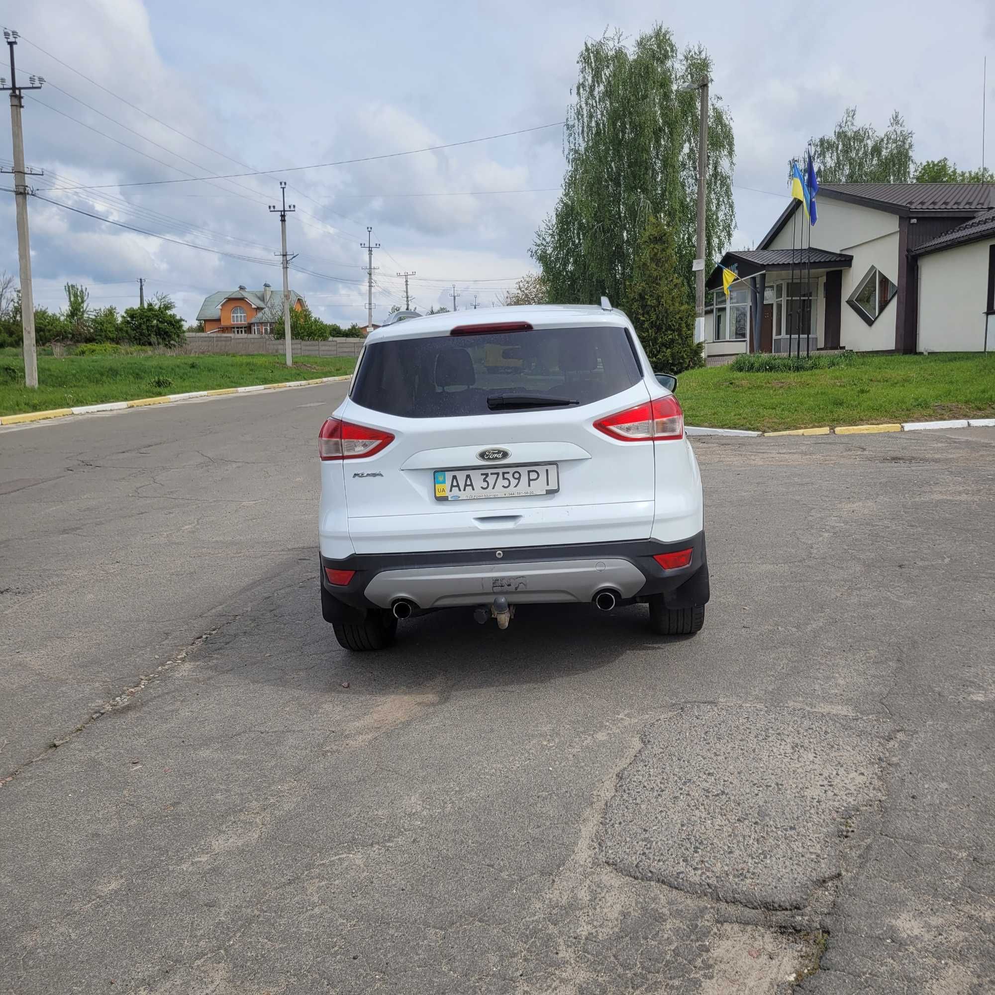 Продам Ford Kuga 2013 дизель 2л передній
