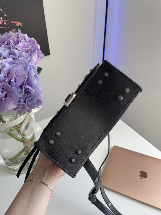 Сумка Balenciaga Hourglass X Le Cagole чорна