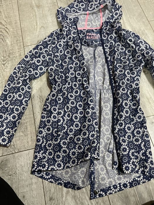 Dwa plaszcze wiosna -jesien