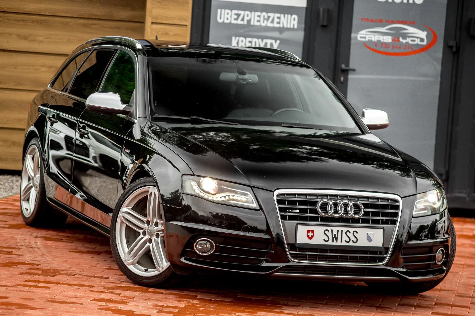 Audi A4 2,0 TFSI Quattro S-Line Xenon Nawigacja Tempomat Podgrzewane Fotele