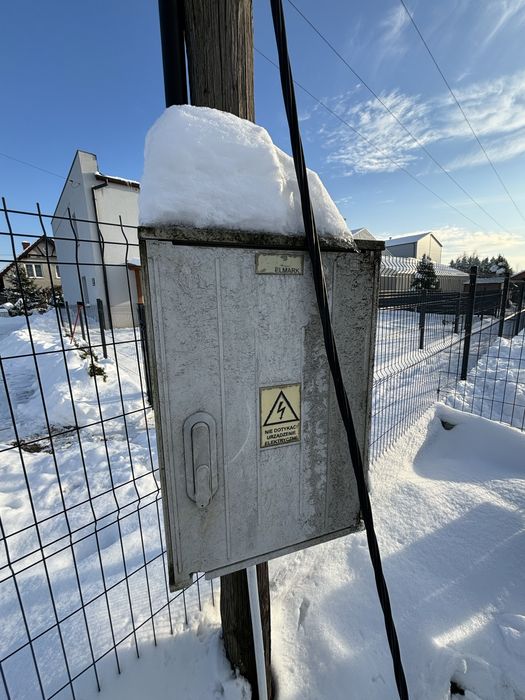 Słup budowlany energetyczny