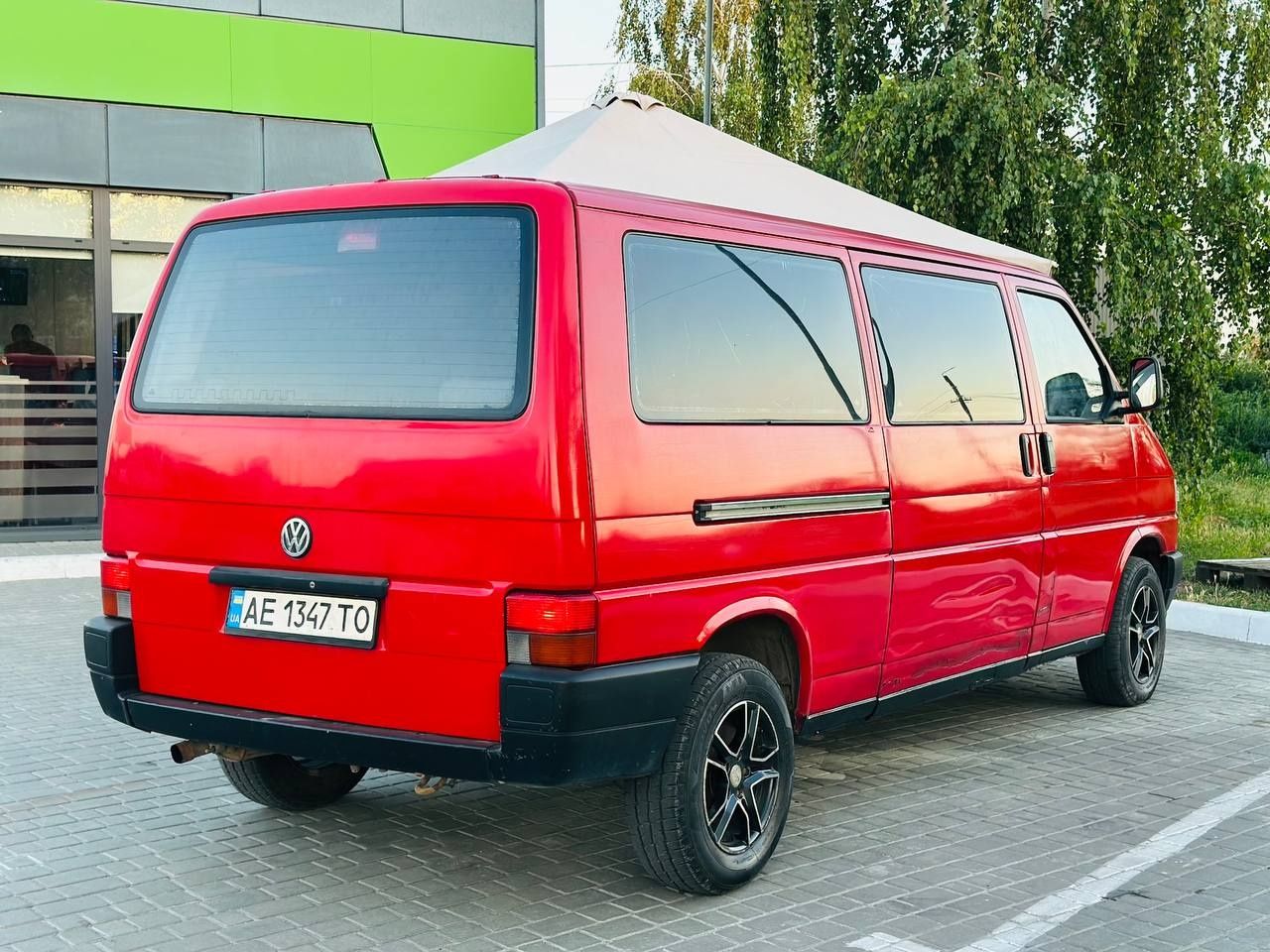 Продам автомобиль Volkswagen T4 в отличном состоянии.