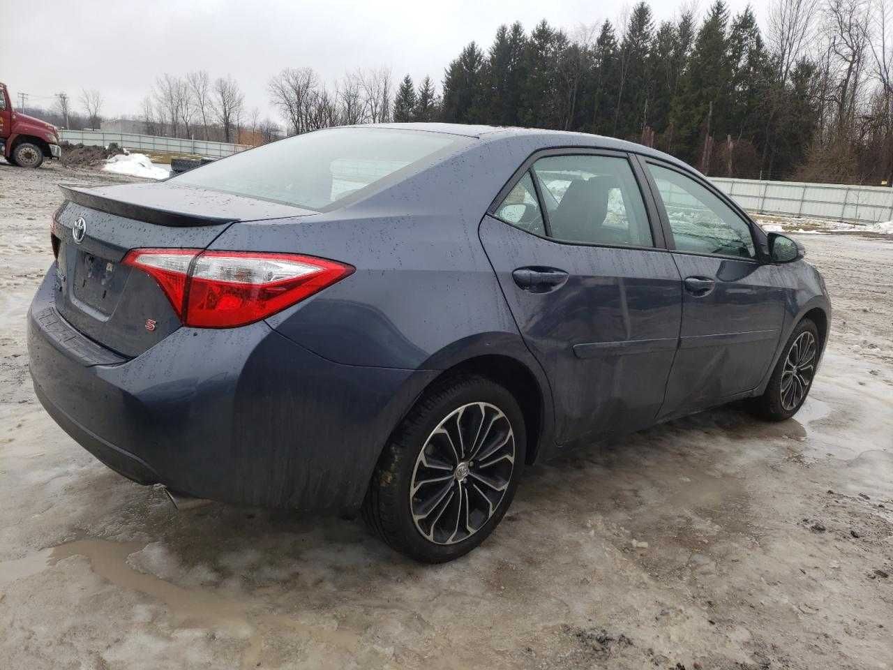 Toyota Corolla L 2015