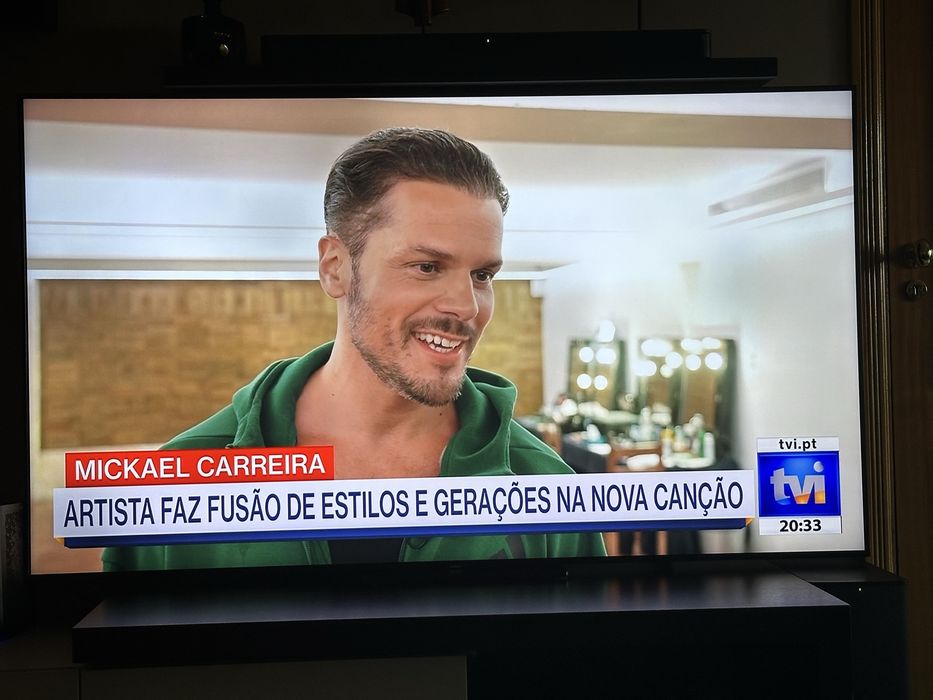 Samsung TU7025 Smart 4K Crystal UHD TV