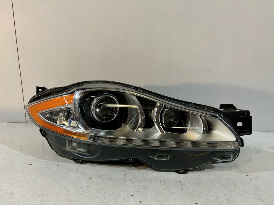 Jaguar XJ lampa kompletna bi-xenon R - 16968