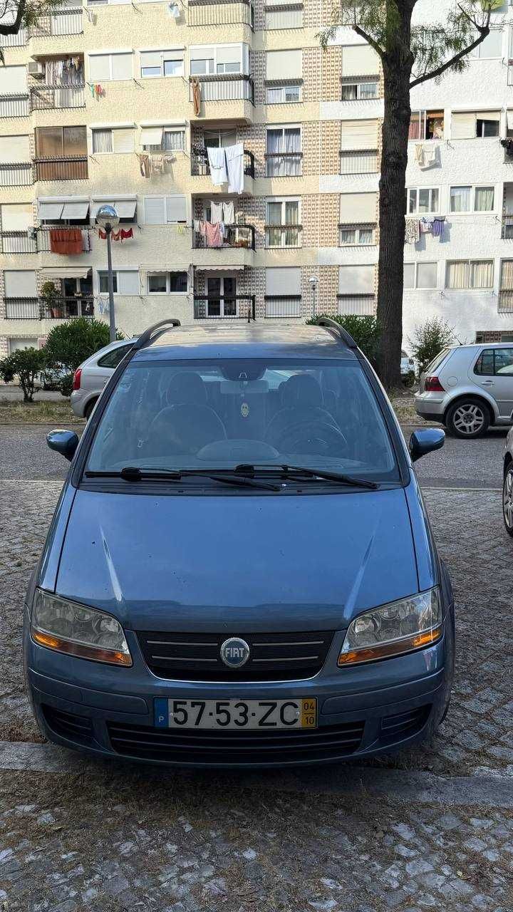 Fiat Idea 2004 -  manual, em bom estado