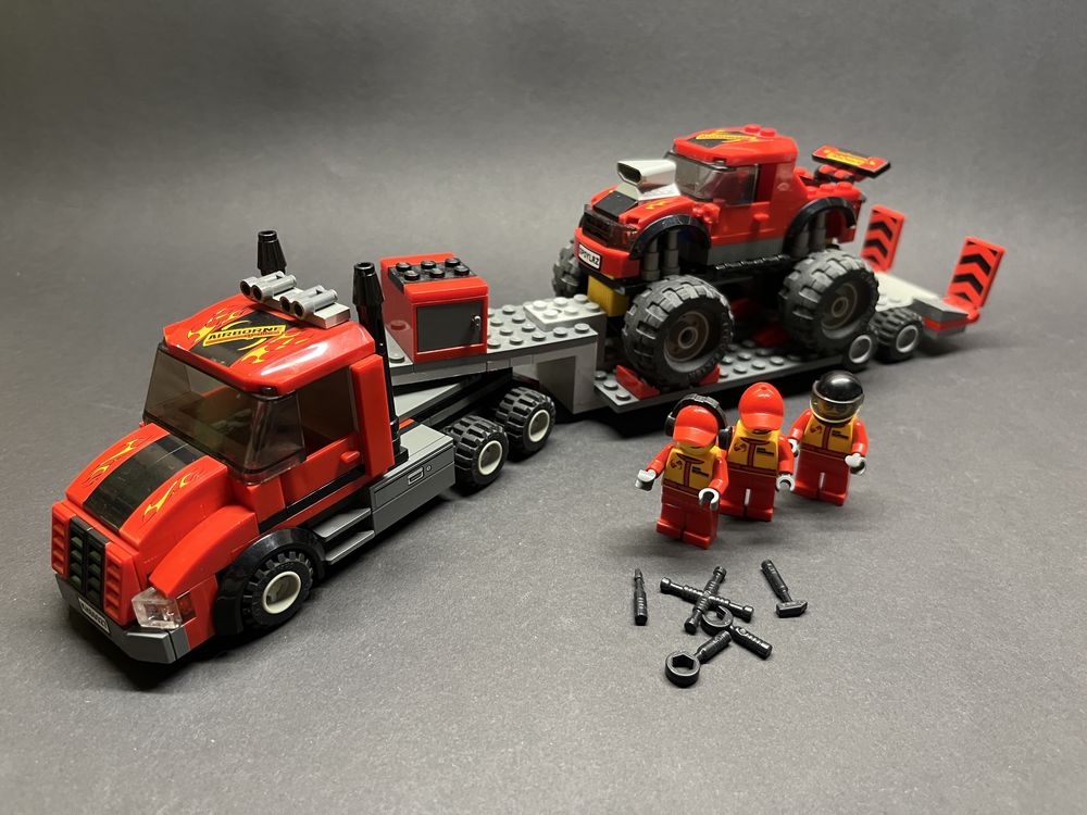 Lego City 60027 Transporter monstee trucków