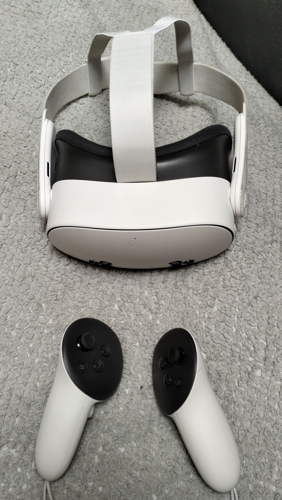 Gogle VR Meta Quest 3S 128 GB + kontrolery – jak nowe