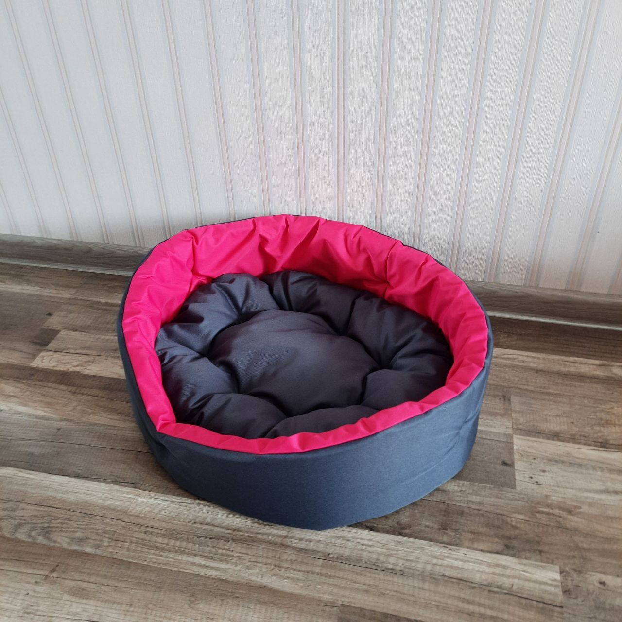 Краща ціна! Лежак для собак та котиків сірий з рожевим розмір 40х50см