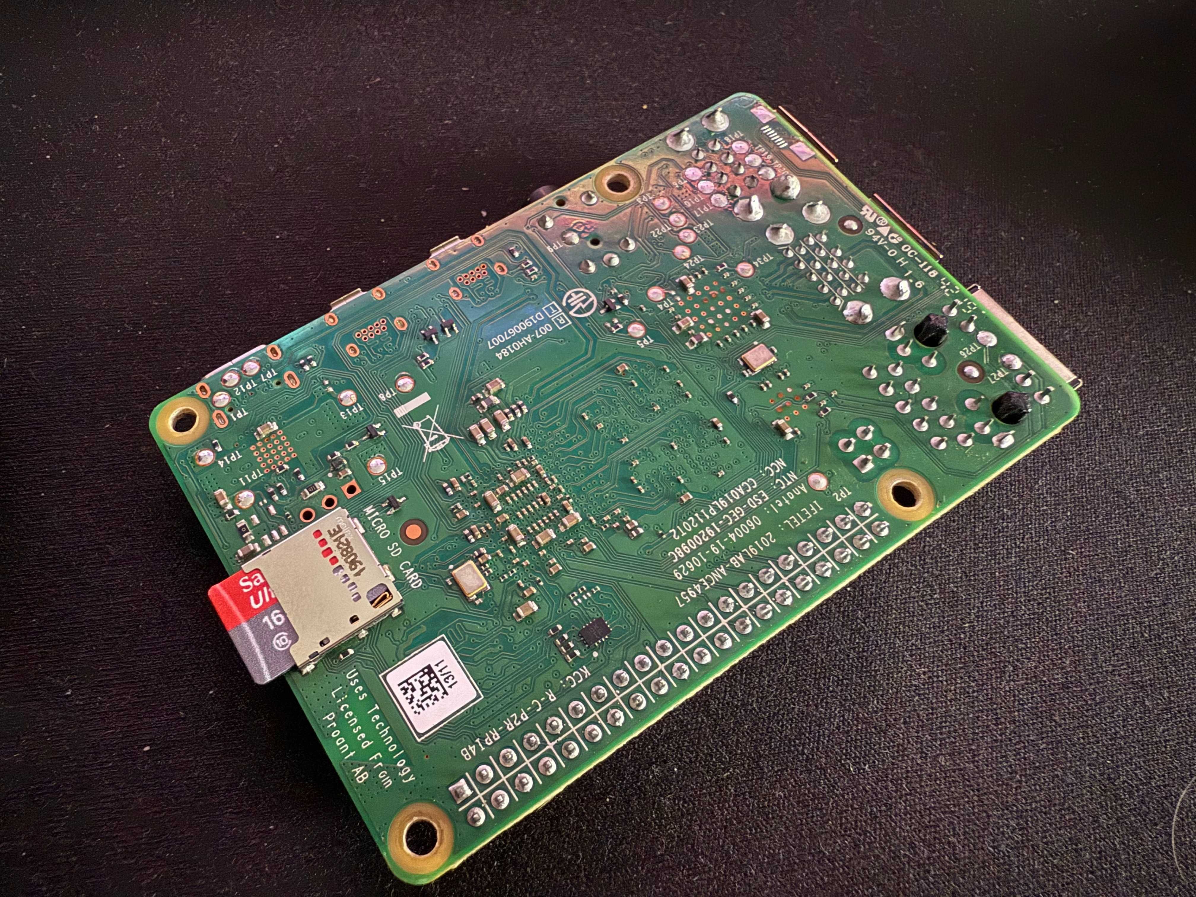 Raspberry Pi 4 4GB + PoE Hat + karta microSD 16GB