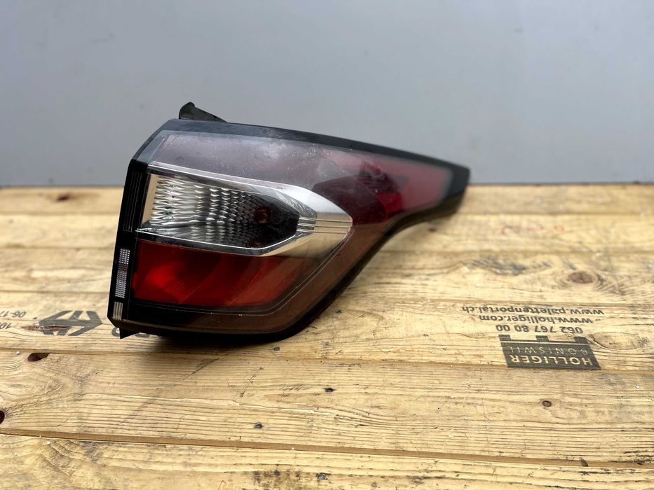 Lampa tylna prawa w błotnik Ford Kuga MK2 LIFT