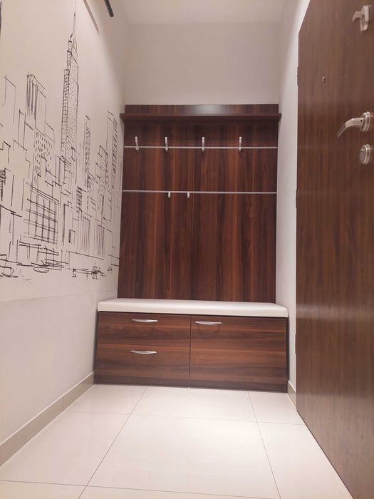 Nowoczesny apartament,2 pokoje,aneks,balkon,parking,winda,lotnisko