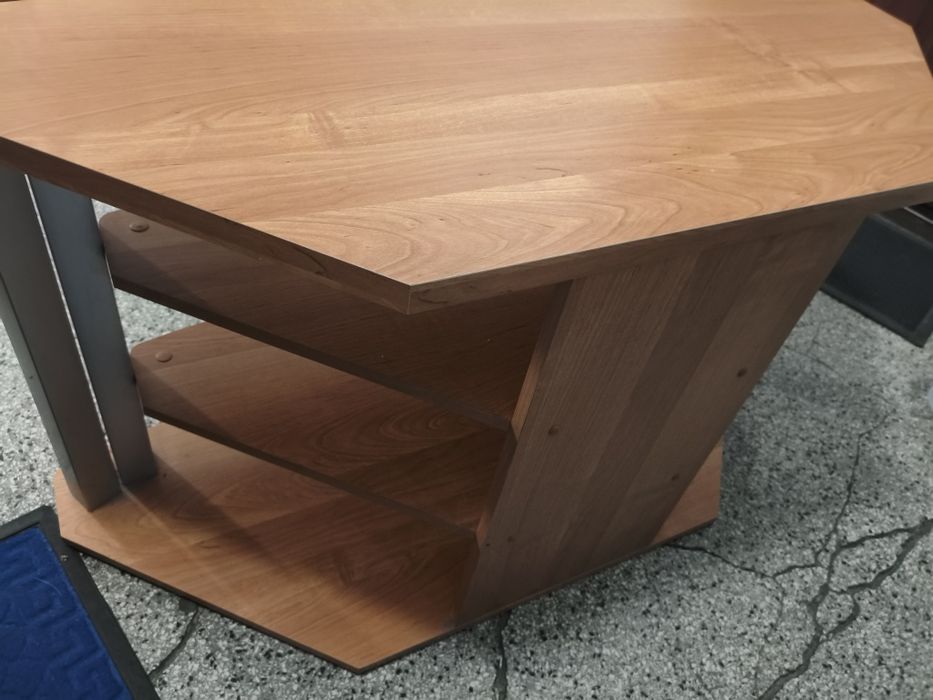 Stolik, Szafka narożna RTV pod telewizor