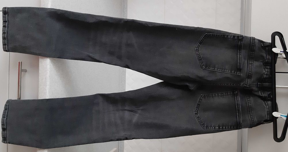 Джинсы MNG темносерые на девочку 10-11 лет