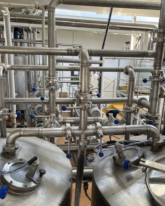 Сварка аргоном і другими видами сварки . Виїзні роботи .