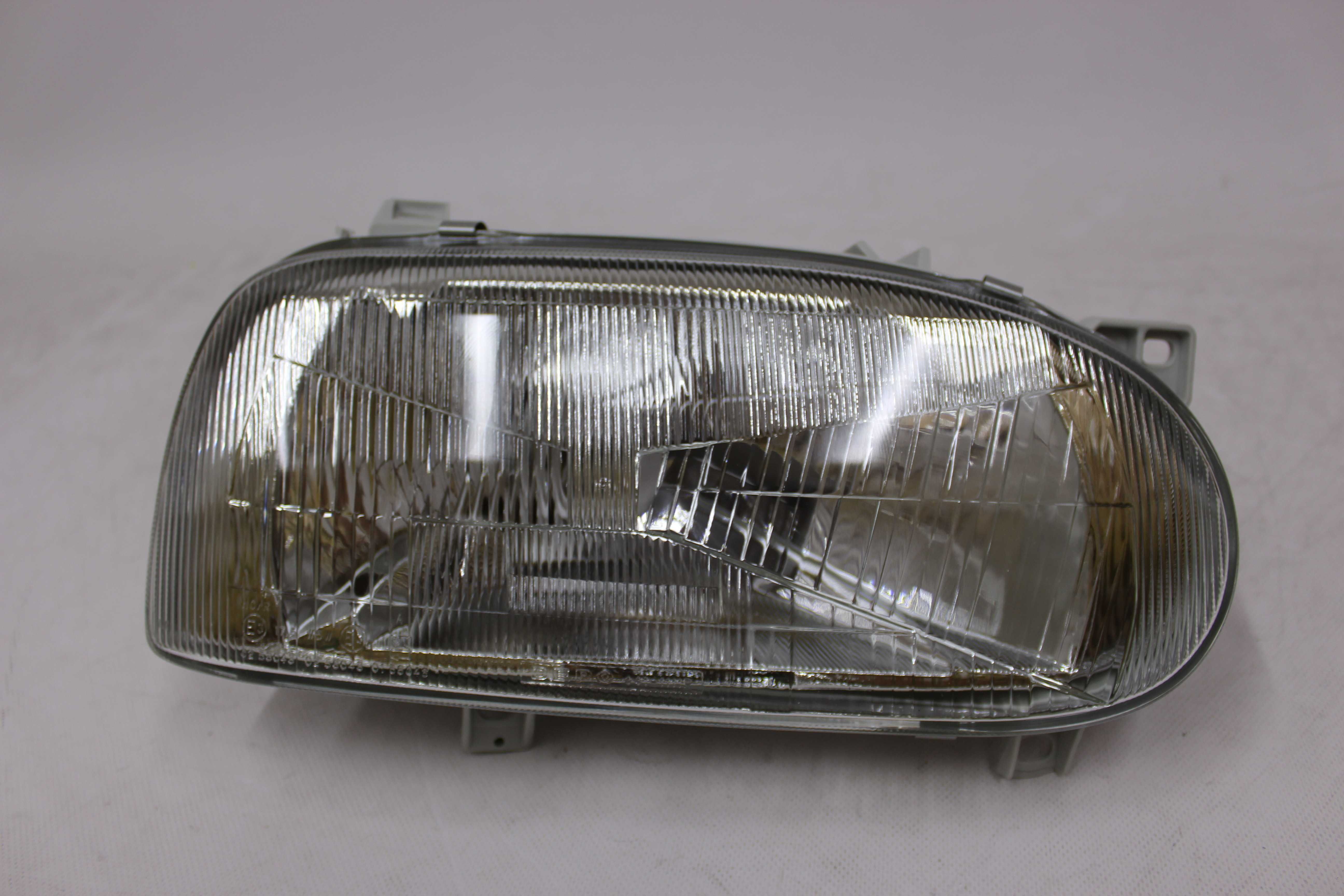 Lampa prawa reflektor przedni przód VW Golf 3 91-97 NOWA DEPO