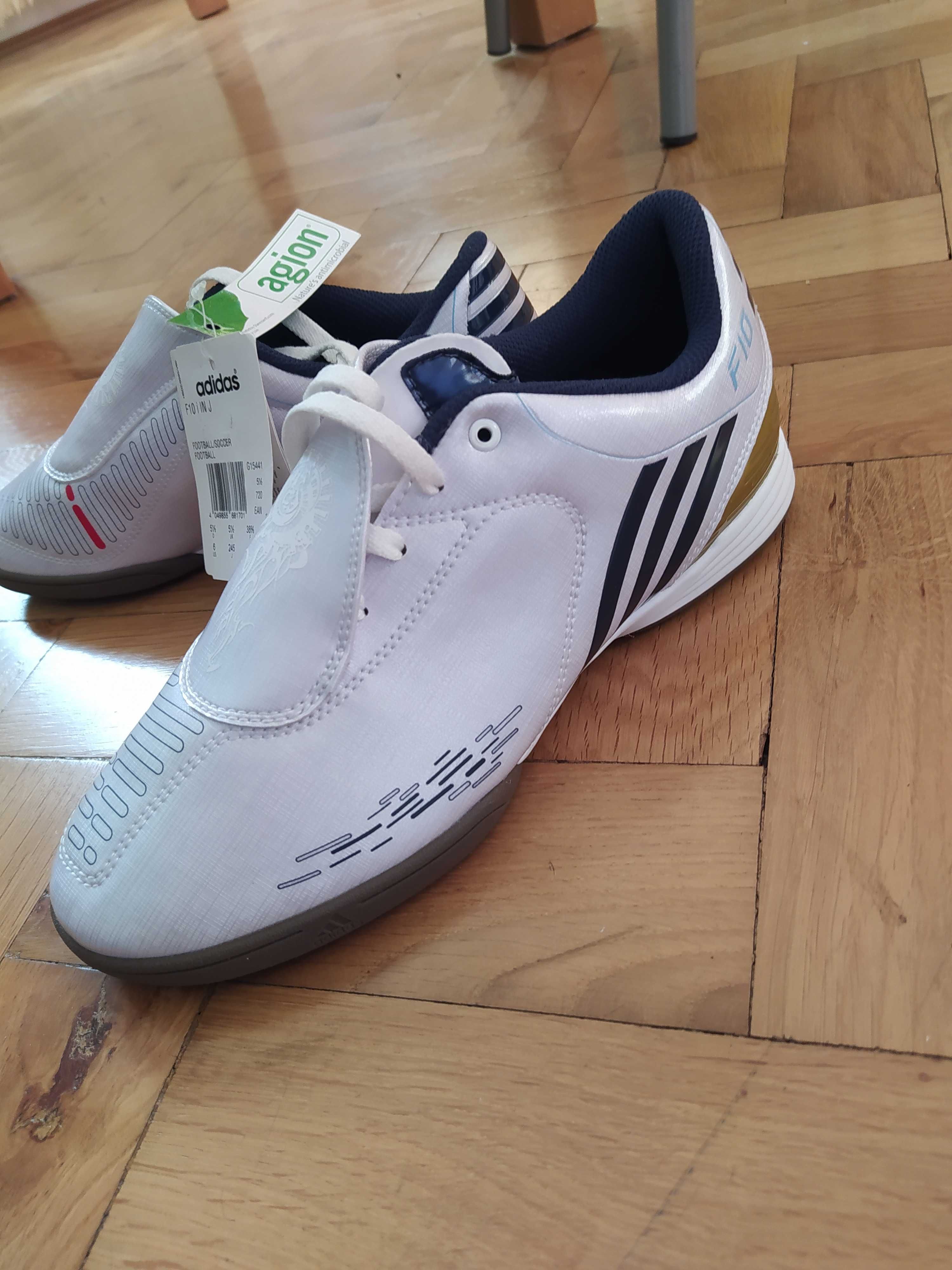 Buty piłkarskie Adidas, rozmiar 38,2/3 :/ 5,1/2