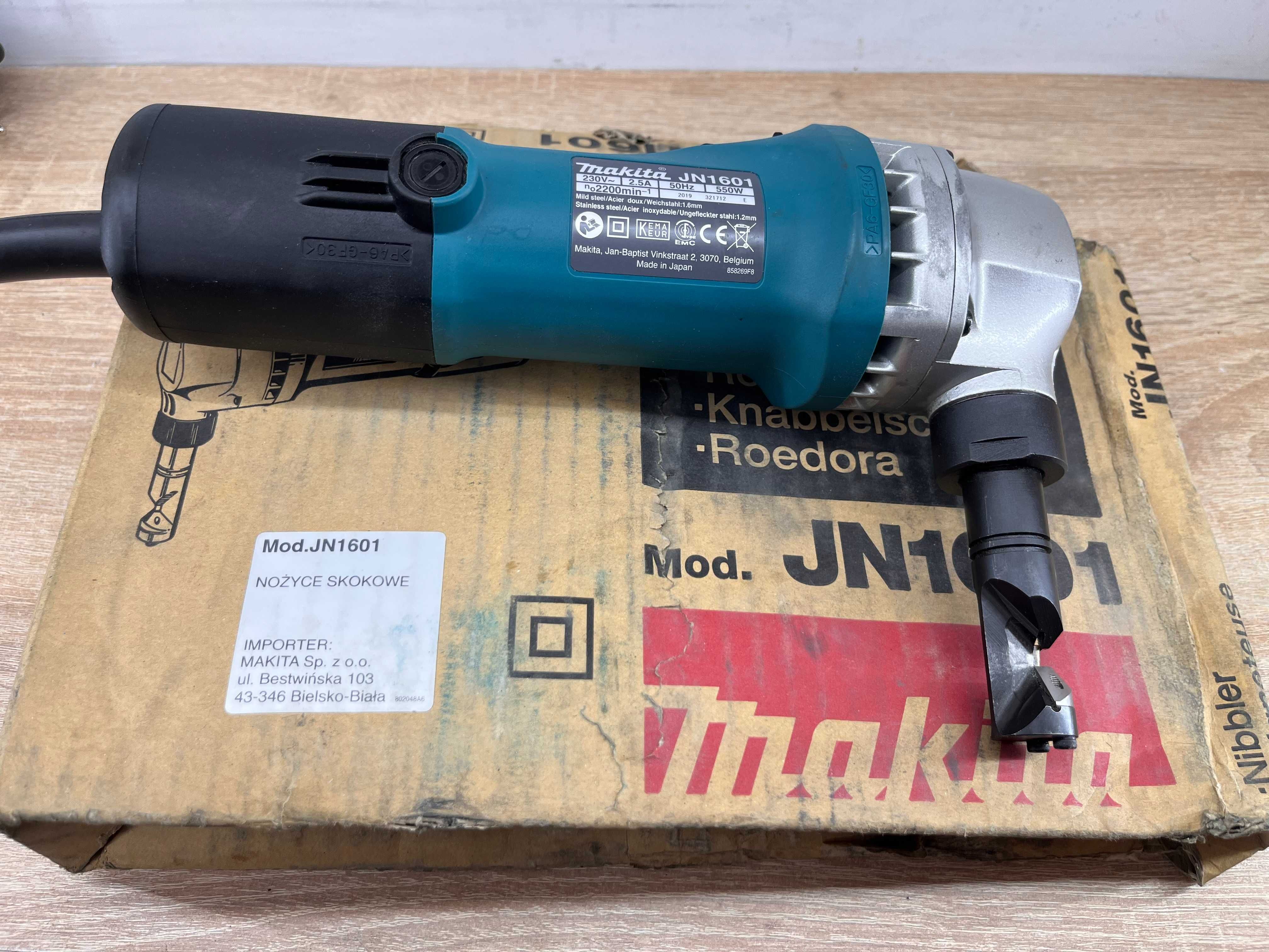 Makita JN1601 Nibbler Nożyce skokowe do blachy 550W