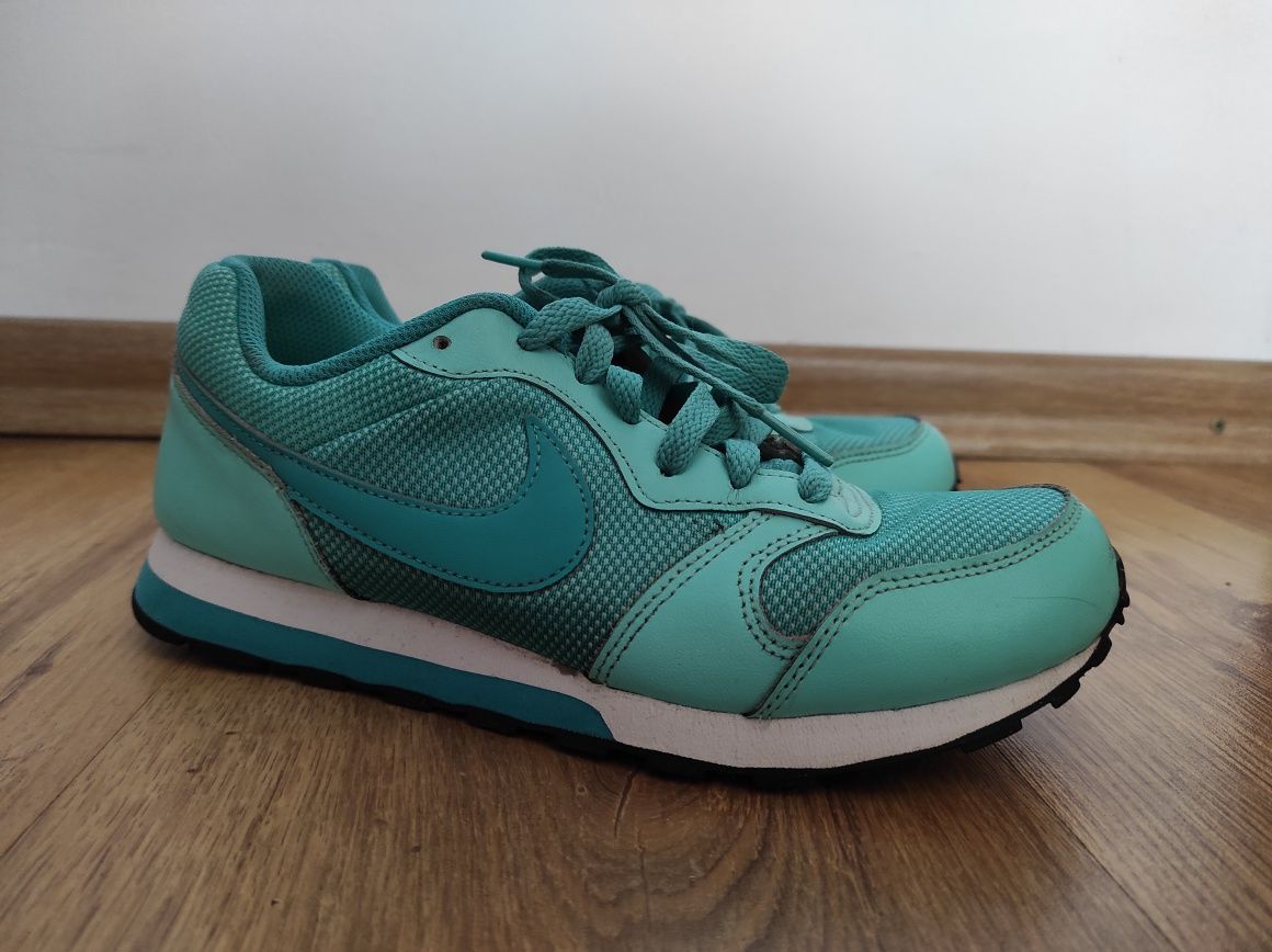 Nike 37,5 damskie/dziecięce