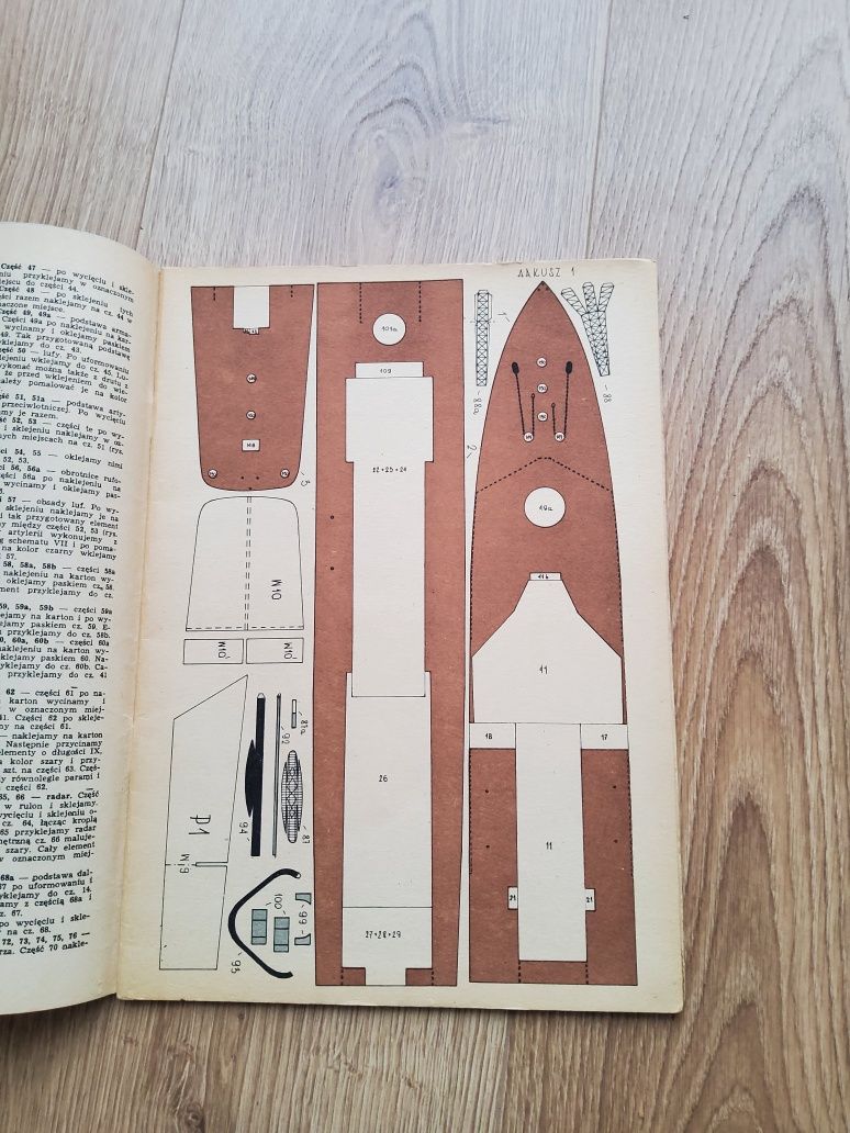 Mały Modelarz Okręt ORP Warszawa 6/1976