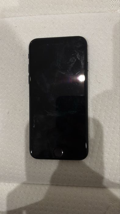 Iphone SE - 128GB