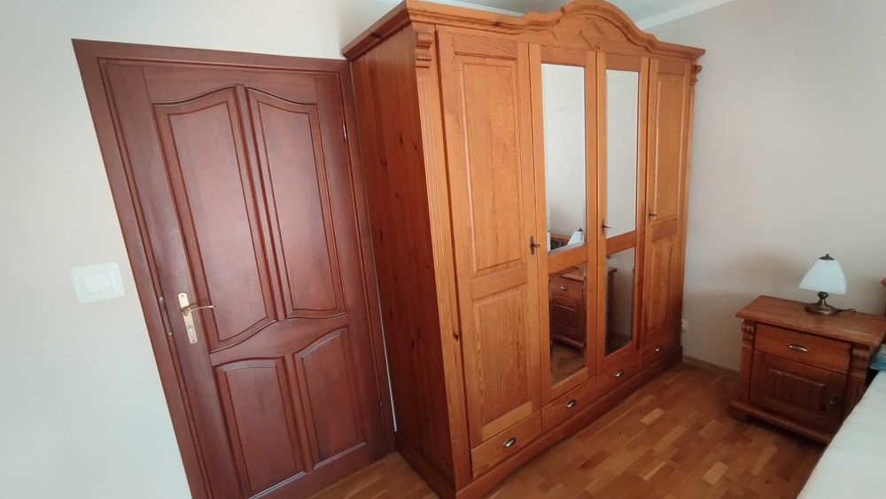 Komplet mebli, Sosna