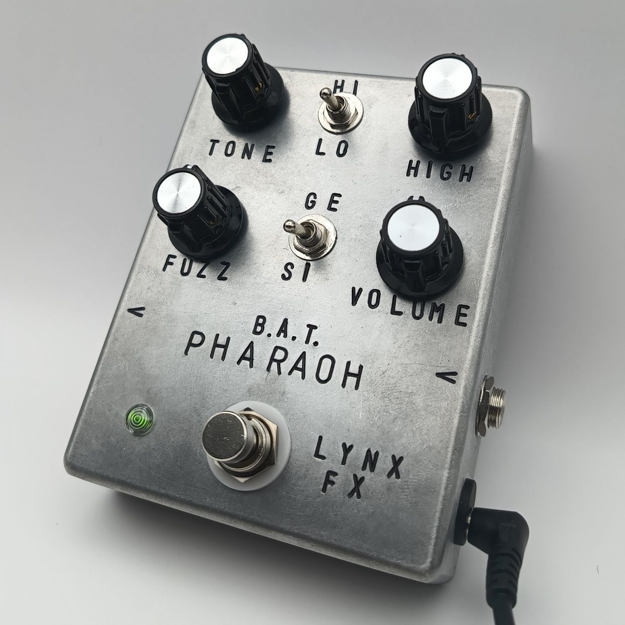 Fuzz BAT Pharaoh kopia przester gitarowy i basowy doom stoner Lynx.FX