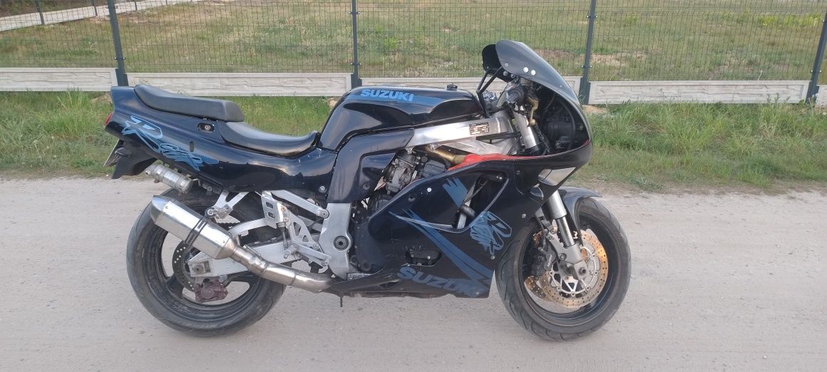 Suzuki GSX-R 750W klasyk Okazja sprawny Zamiana Olejak