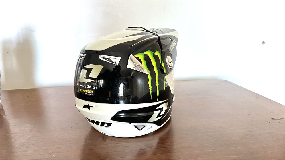 Capacete Monster Energy