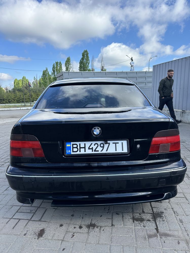 Продам BMW 5series E39