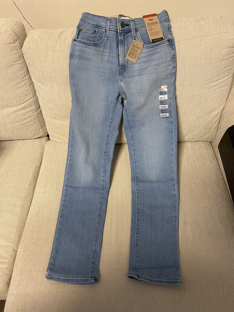 Джинси Levi’s 724 High Rise Slim straight