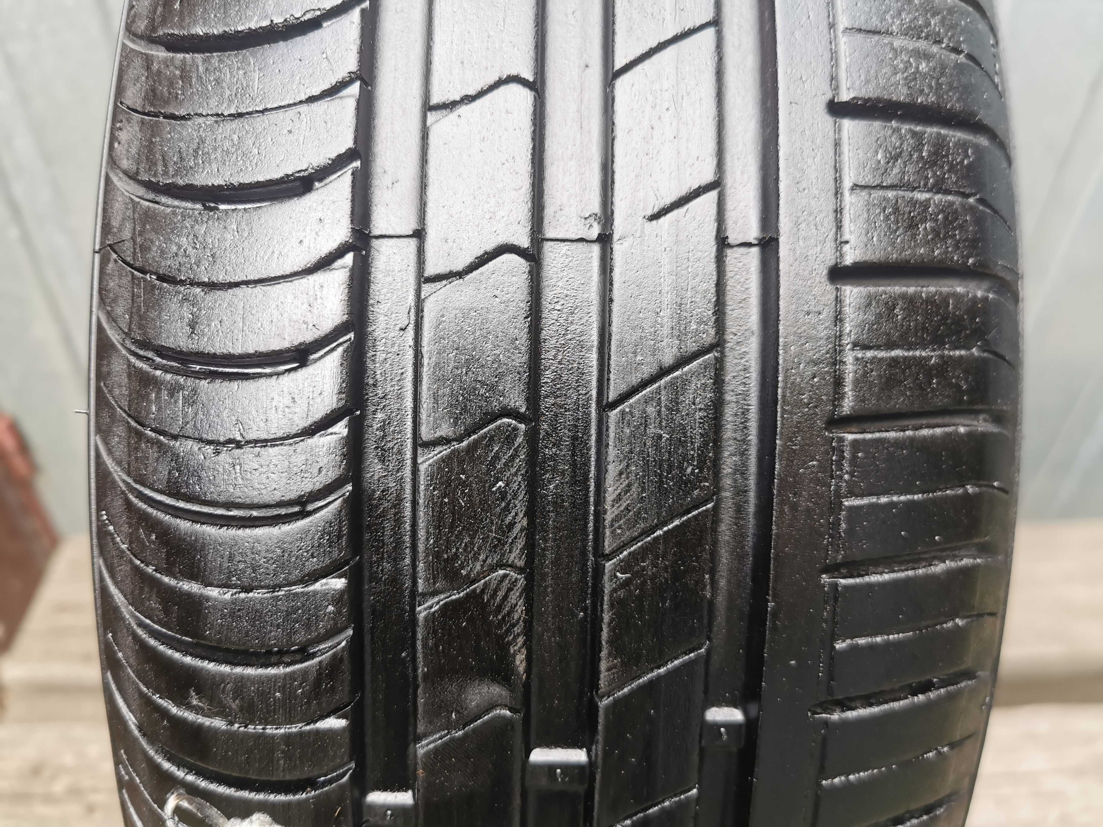 018) Opona - 185/60/15 - Hankook - 6mm - 1szt - Letnia