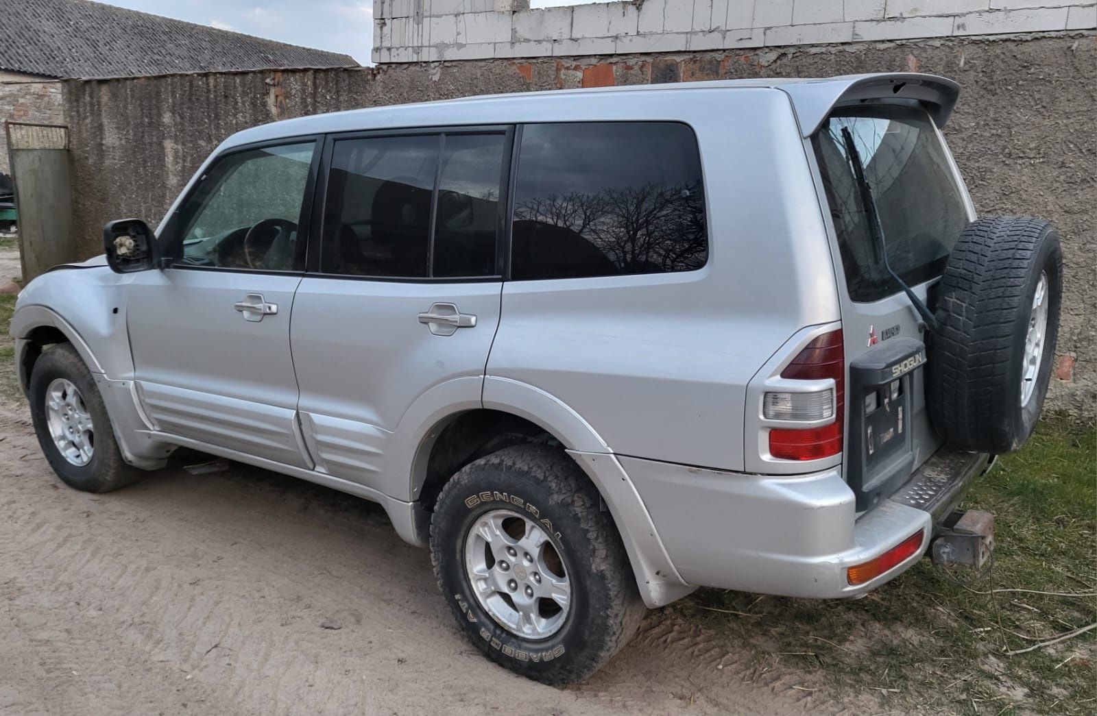 Mitsubishi Pajero III 3.2 DID manual drzwi skrzynia reduktor szyba