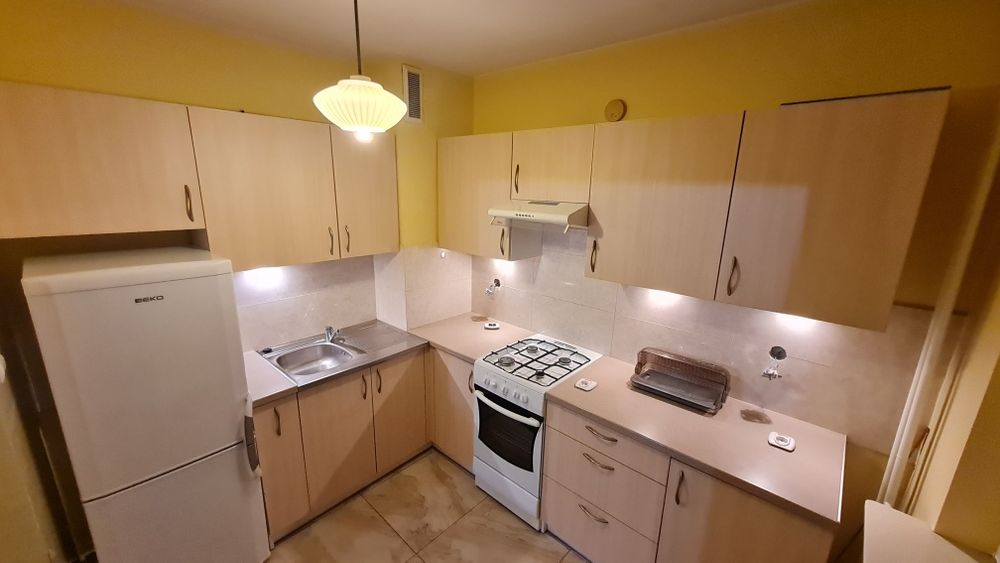 Szafki kuchenne w bardzo dobrym stanie.