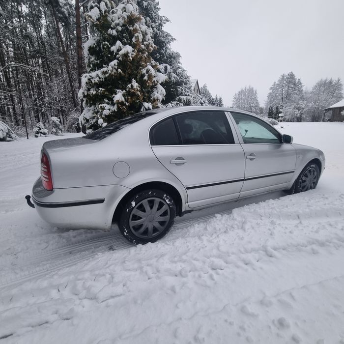 Skoda Superb 2002 lpg 2.8 V6 193 KM automat hak zamiana