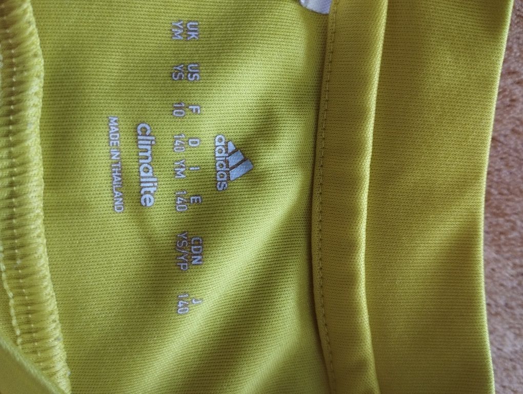 Koszulka żółta adidas r 140