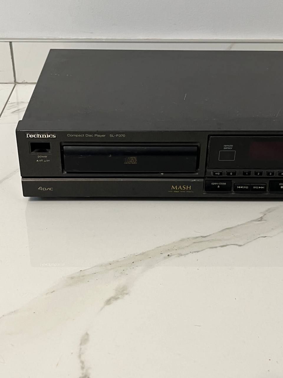 CD проигрыватель Technics SL-P370, cd програвач